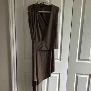 Elegant Brown Sleeveless Assymetrical Dress